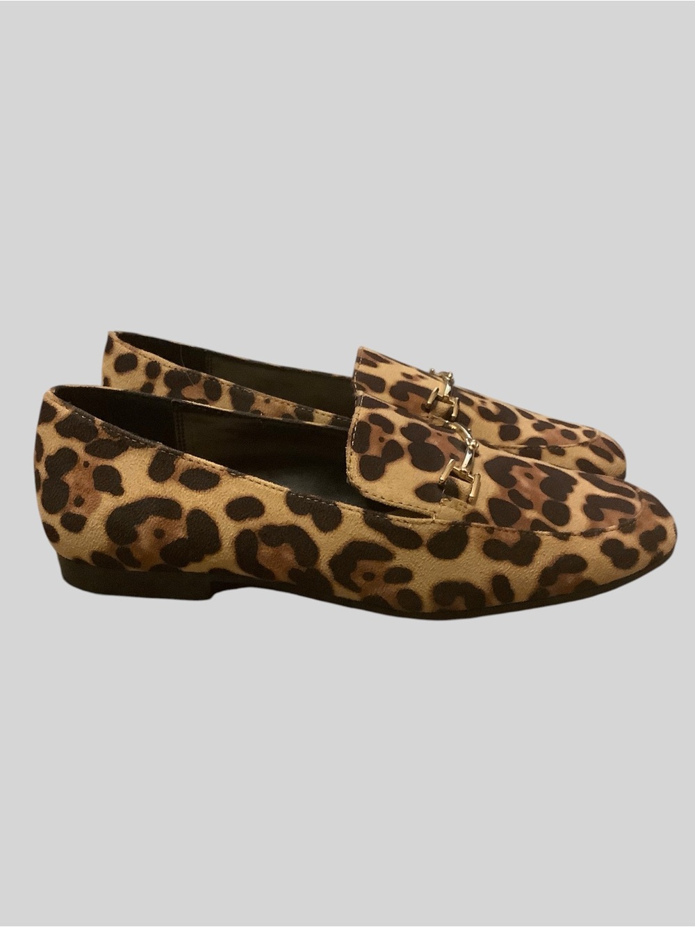Kate and Mel Leopard Print Loafers Gold Hardware Women’s Size 7 - Picture 2 of 12